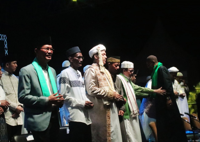 Malam Tahun Baru, Harnojoyo dan Umat Islam Palembang Zikir Bersama