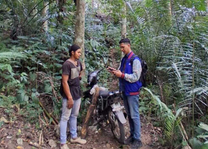 Terobos Kabut dan Jalan Terjal, Mantri BRI Menjaga Asa Pelaku Usaha Cianjur Selatan