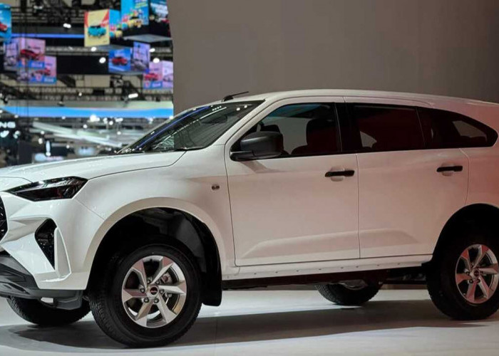 SUV Diesel Serius Buat Kerja Keras: Isuzu MU-X 2025 Resmi Tampil Lebih Gahar! 