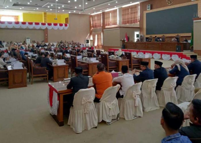 Rapat Raperda Pertanggungjawaban APBD 2025 Sempat Memanas