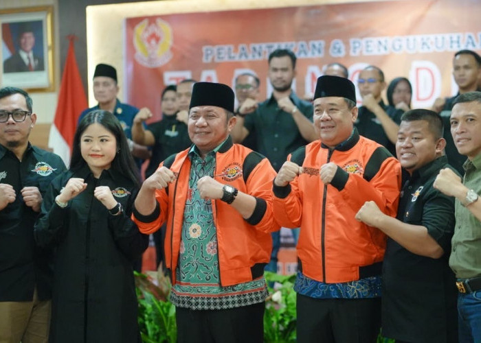 Tarung Derajat Sumsel Dikukuhkan, Herman Deru Dorong Pembinaan Atlet Berkarakter.