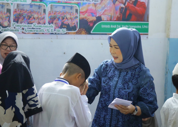 Feby Deru Santuni Anak Yatim dan Kaum Dhuafa di Momen Tahun Baru Islam 1447 H