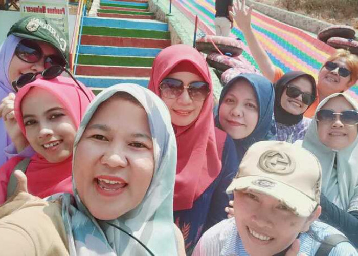Menikmati Keindahan Alam Lampung Melalui Keseruan Rainbow Slide Kemiling