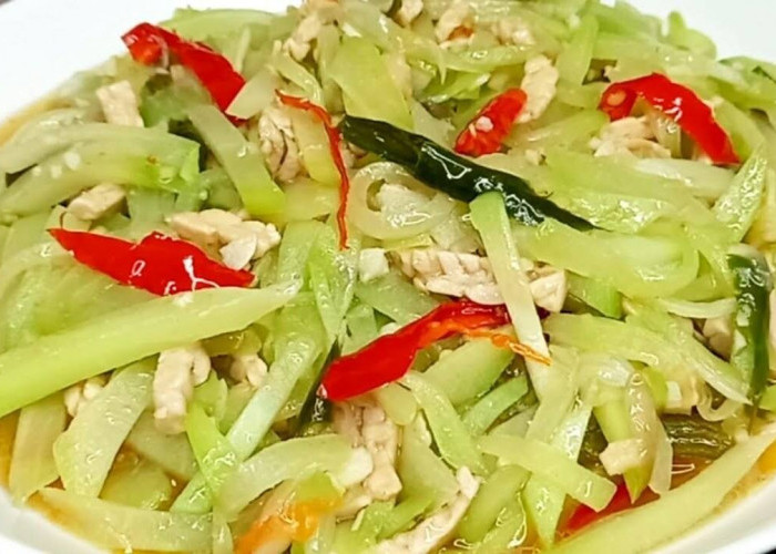 Lezat, Murah, dan Bergizi : Tumis Labu Siam Kembali Jadi Primadona di Meja Makan Keluarga Indonesia