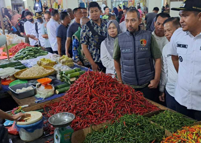 Jelang Ramadhan 1447 H Harga Cabai Burung di Prabumulih Tembus 80 Ribu