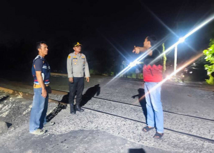Petugas Linmas Desa Muara Sungai Tewas Tertabrak Kereta Api Saat Jaga Perlintasan Tanpa Palang di Prabumulih