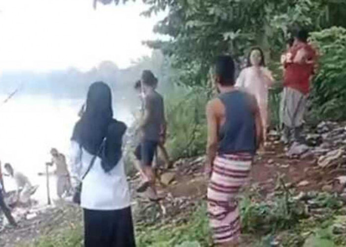 Jasad Pria Ditemukan Mengapung di Sungai Ogan, Gegerkan Warga Desa Kandis 2 Ogan Ilir