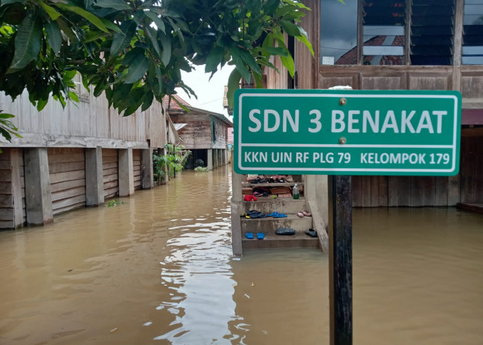 Terkena Banjir Sekolah di Kabupaten Muaraenim Diliburkan