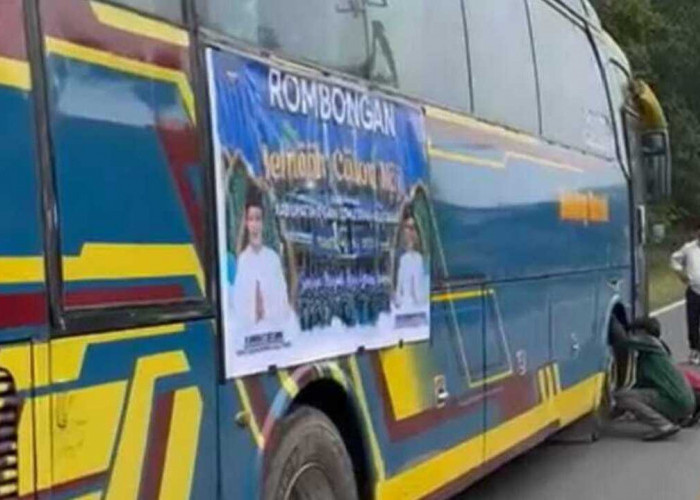 Bus JCH OKUT Mogok Sesaat Setelah Dilepas Bupati