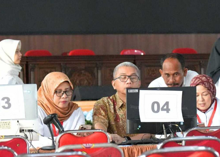 Rektor UNSRI Tinjau Langsung Registrasi Ulang Mahasiswa Baru Jalur SNBP 2026