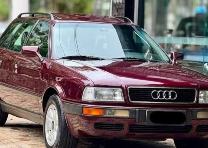 Audi 80 Avant Wagon 2.6 V6 A/T 1995: Simbol Keanggunan dan Inovasi Jerman Era 90-an.
