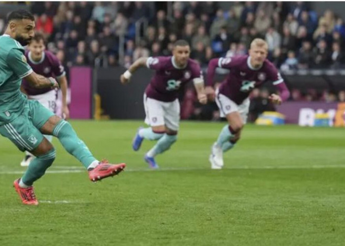 Drama Penalti Mohamed Salah Antar Liverpool Menang 1-0 Atas Burnley