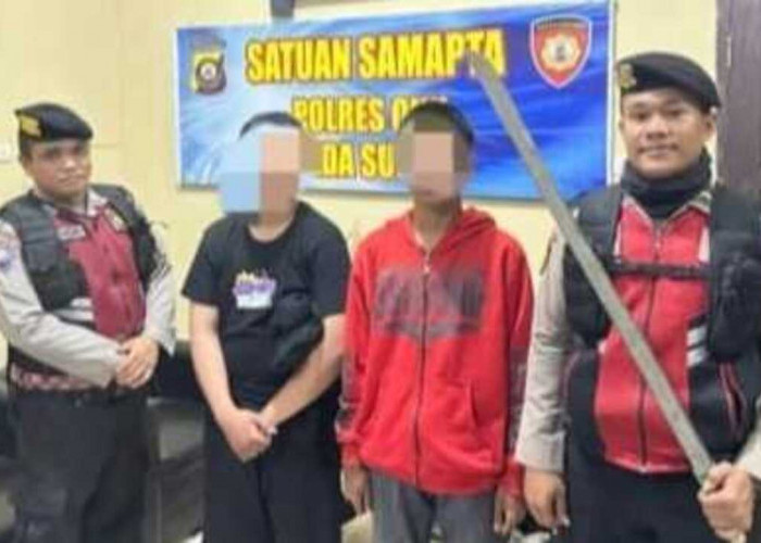 Dua Pelajar di OKU Diamankan Bawa Pedang Diduga Hendak Tawuran