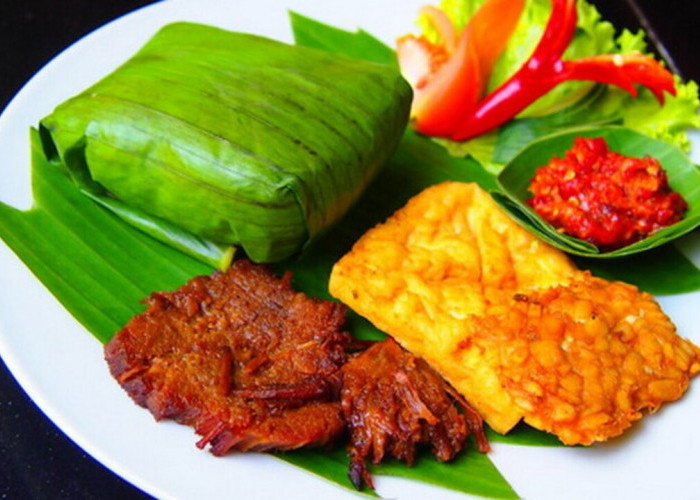 Nasi Timbel, Kuliner Khas Sunda yang Tetap Jadi Primadona di Tengah Gempuran Makanan Modern