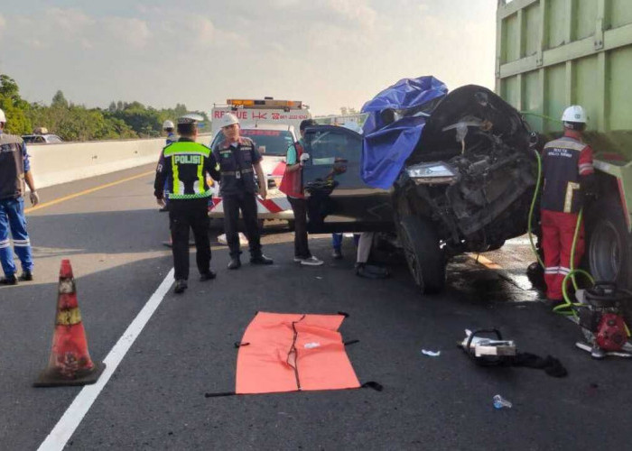 Pajero Tabrak Dump Truck di Tol Palembang–Prabumulih, Tiga Penumpang Meninggal Dunia