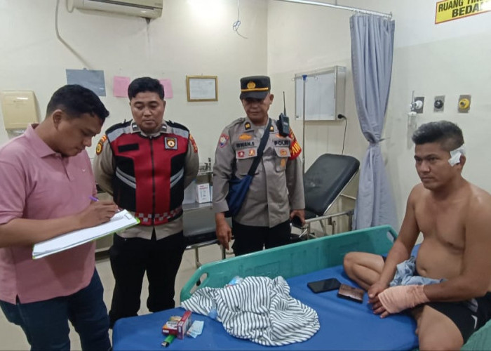 Ditikam Tukang Cover Jok Motor, Tukang Tambal Ban Terkapar Tak Berdaya