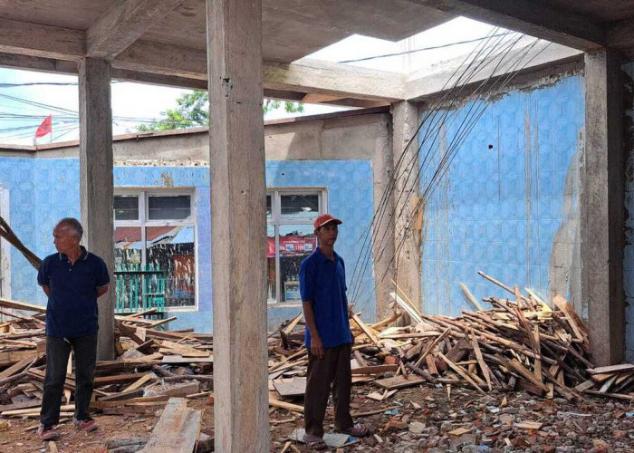 14 Minggu Tak Bisa Digunakan, Jemaah Masjid Nurul Islam Desak Pemerintah Lanjutkan Pembangunan Tahap 2