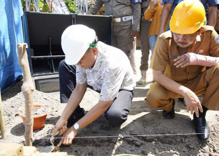 ‎Pencanangan GEBRAK RATILAHU, 25 Rumah di OKU Timur Akan Diperbaiki