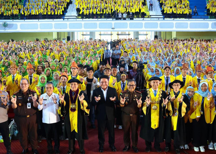Gubernur Herman Deru Motivasi Mahasiswa Baru Unsri Hadapi Indonesia Emas 2045 dengan Teknologi
