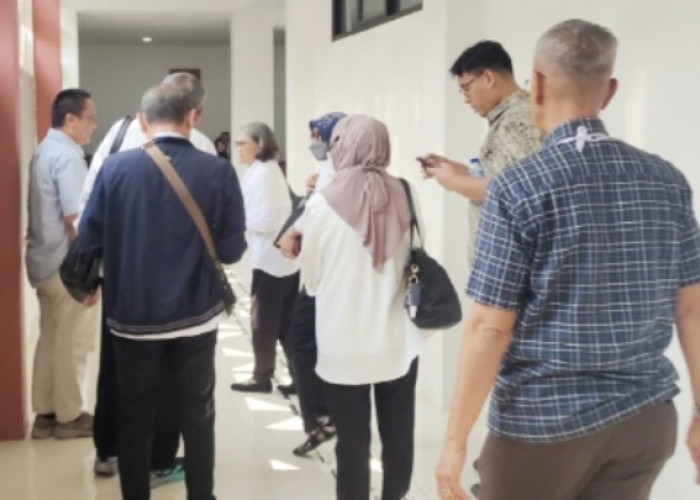 Dugaan Korupsi 8 Pejabat Bank BUMN: Majelis Hakim Tolak Eksepsi, Persidangan Masuk Pemeriksaan Saksi