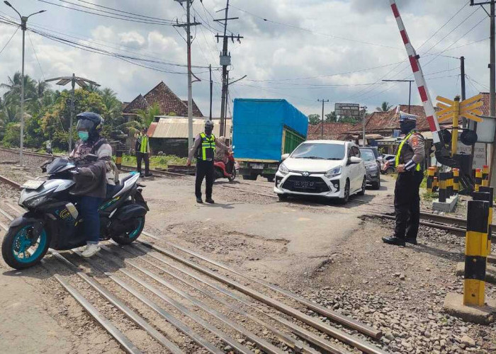 Arus Balik Lebaran Padati Simpang Belimbing 