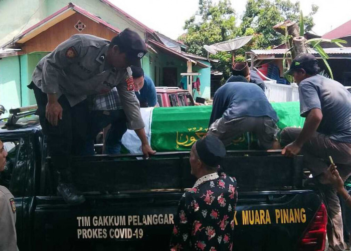 Wujud Kepedulian Polri, Polsek Muara Pinang Gratiskan Mobil Patroli untuk Antar Jenazah Warga