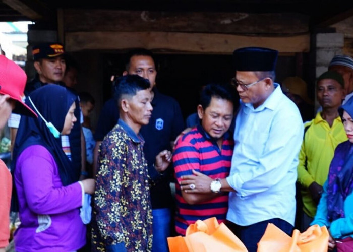 Wali Kota Prabumulih H Arlan Tinjau Lokasi Kebakaran Payuputat, Beri Dukungan untuk Keluarga Korban