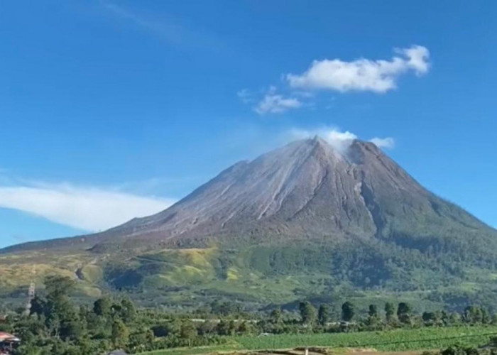 Gunung Sinabung yang Memukau: Petualangan yang Epik di Tanah Batak