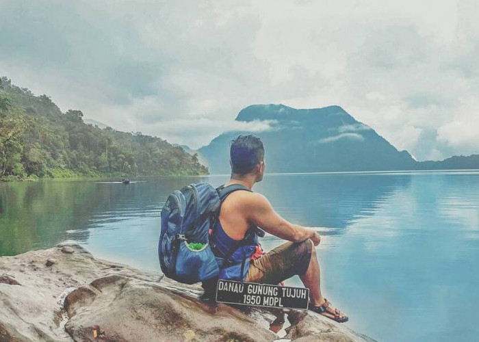 Menikmati Pesona Alam Jambi: 7 Destinasi Wisata yang Memukau di Pulau Sumatera