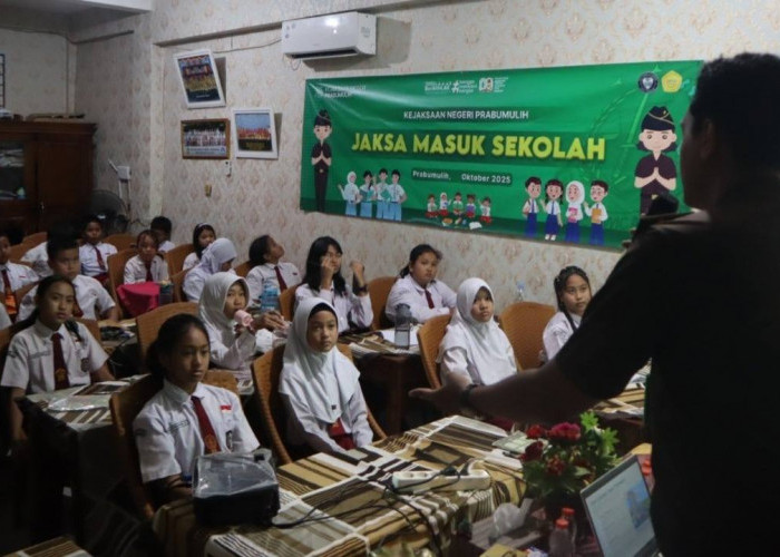 Kejari Prabumulih Gencar Jalankan Program Jaksa Masuk Sekolah, Tanamkan Kesadaran Hukum Sejak Dini
