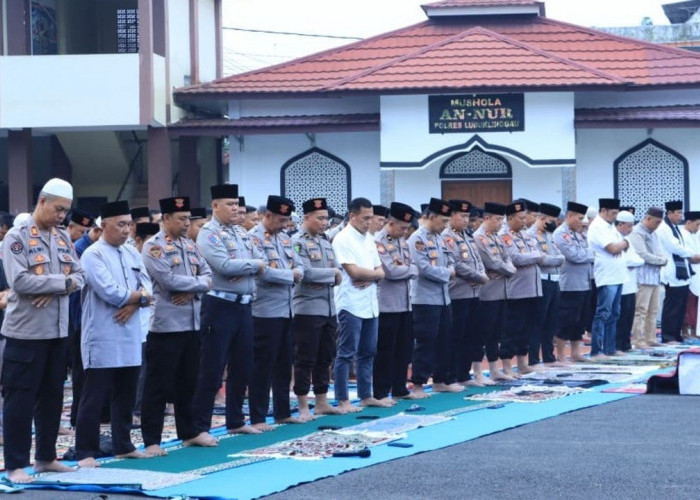 Polres Lubuklinggau Gelar Sholat Istisqa, Berdoa di Tengah Ancaman Kekeringan dan Karhutla