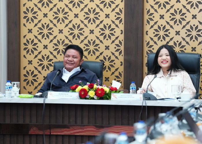 Herman Deru Optimistis Program 100 Ribu Sultan Muda Cetak Generasi Wirausaha dan Penggerak Ekonomi Sumsel     