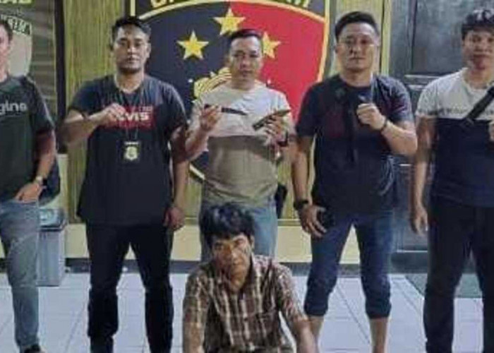Polsek Indralaya Amankan Pria Bawa Pisau Penusuk Tanpa Izin, Terancam Jerat UU Darurat 1951