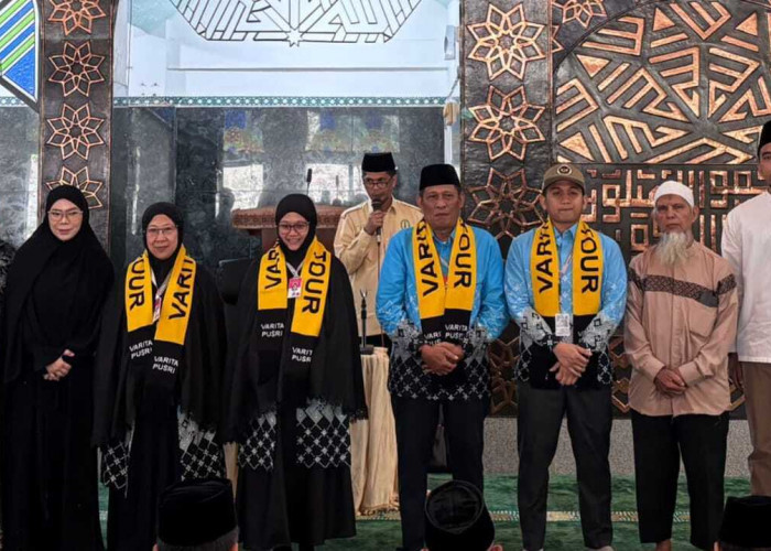 Pusri Berangkatkan 49 Jemaah Haji Melalui KBIH Varita Kloter 4 Palembang
