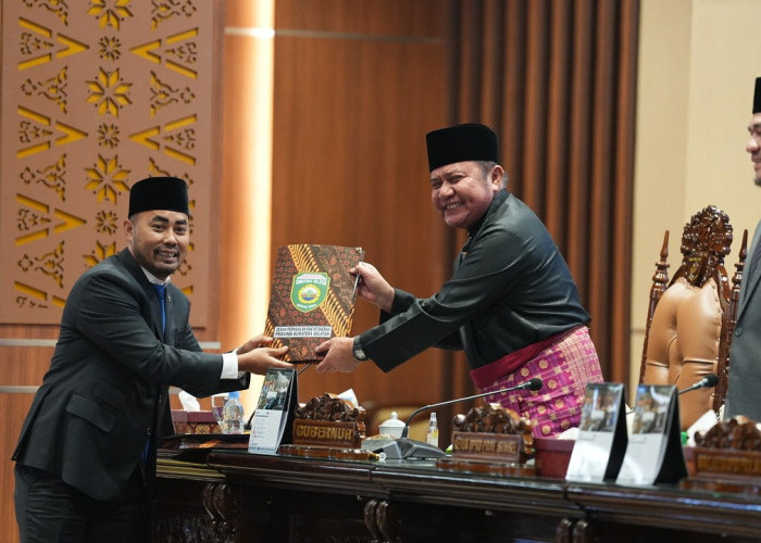 Herman Deru Sampaikan Pendapat Akhir Perubahan APBD 2026, Lanjutkan Penjelasan Raperda APBD 2027