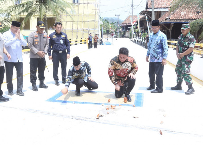 Gubernur Sumsel Resmikan Pembangunan Tiga Jembatan di OKU