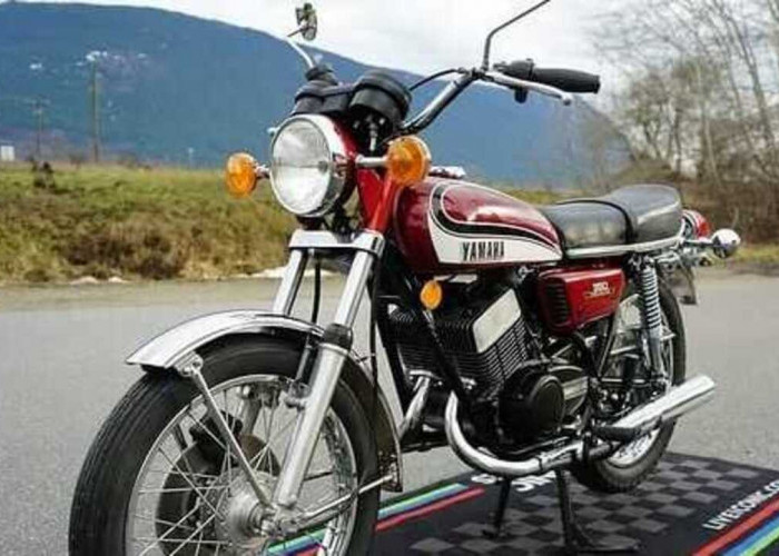Yamaha RD350, Kakak Kandung RX-King yang Brutal dan Langka di Indonesia.