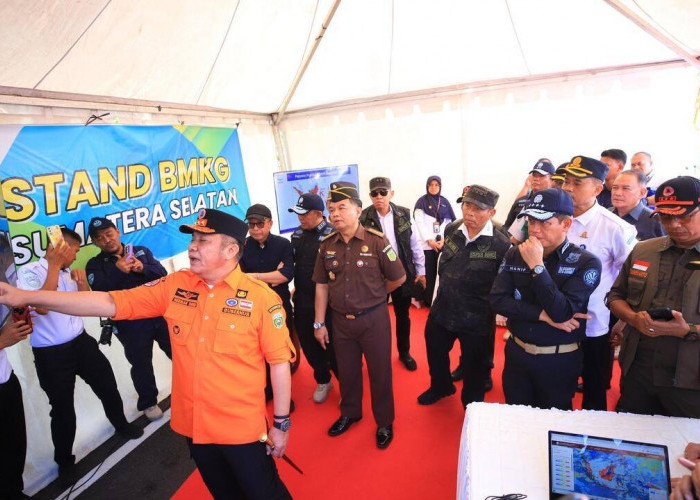 Pimpin Apel dan Simulasi Penanggulangan Karhutla, Menteri LH RI Puji Upaya Pemprov Sumsel Tekan Karhutla 2025