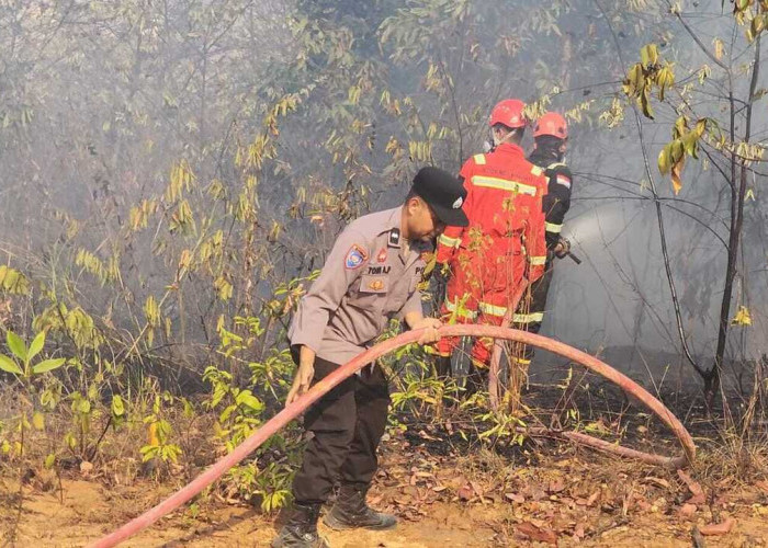 Padamkan Titik Hotspot Karhutla 