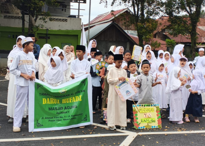 Gelar Pawai Ta'aruf, Ratusan Anak TPA Sambut Ramadhan
