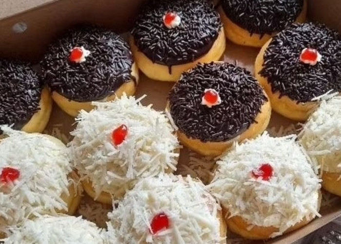 Donat Coklat Keju Kian Digemari, Perpaduan Rasa Manis dan Gurih Jadi Favorit Masyarakat