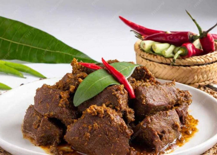 Wajib Dihidangkan Saat Lebaran, Ini Tips Masak Rendang Agar Empuk dan Lezat