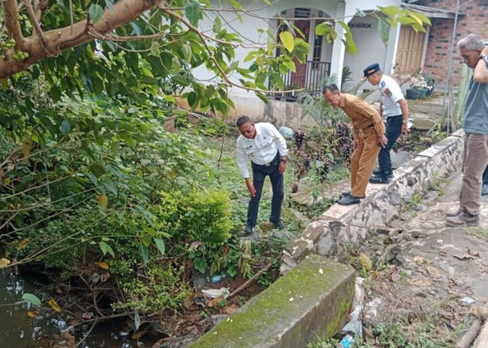 Jelang Akhir Tahun, Wali Kota Prabumulih H Arlan Tinjau Rehab Jembatan Kuning dan Gorong-gorong