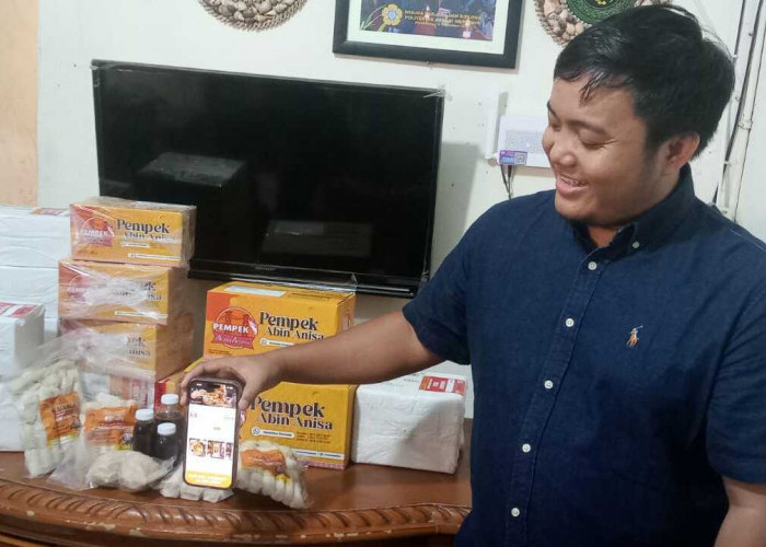 Berawal dari Status WhatsApp, Pempek Abin & Anisa Sukses Tembus Pasar Nasional hingga Internasional Lewat Shop