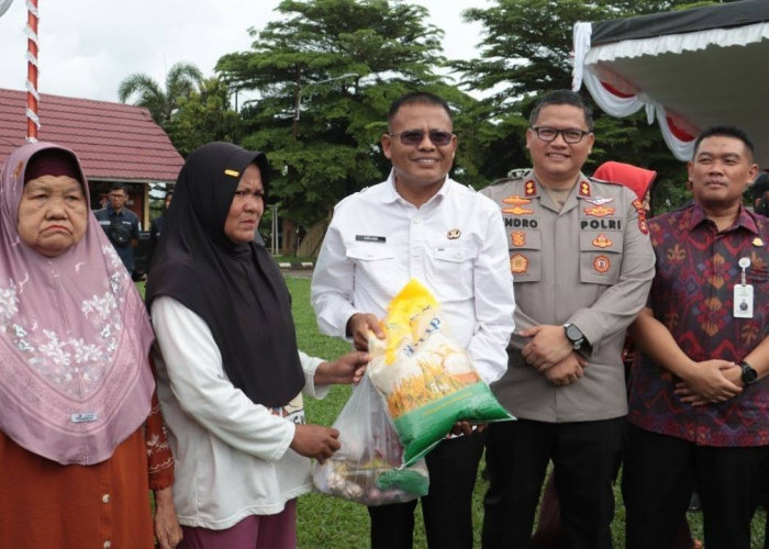 Bantu Masyarakat Dapatkan Sembako Murah, Polres dan Pemkot Prabumulih gelar GPM dan OPM