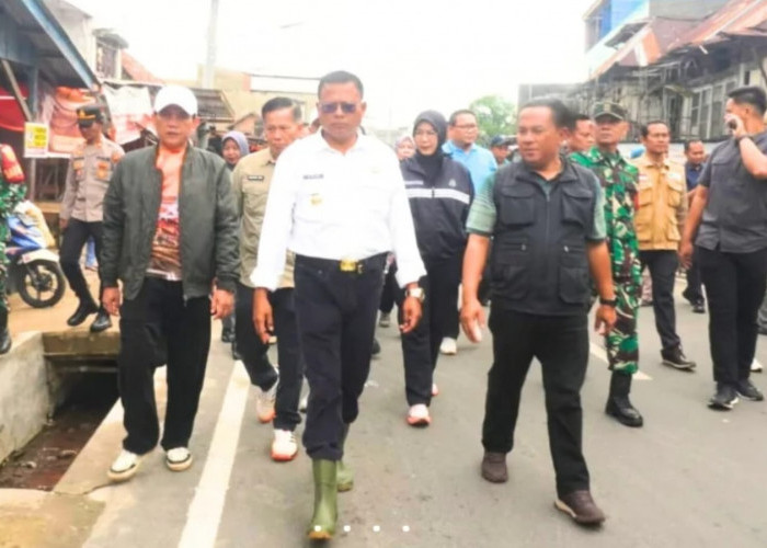 Sidak PTM II, Wali Kota Prabumulih Perintahkan Pembongkaran Lapak Liar di Jalan Prof M Yamin