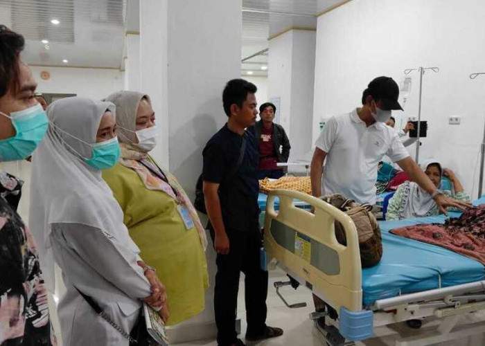 Direktur RSUD Kayuagung Tanggapi Keluhan Keluarga Pasien Operasi Mata Lantaran Dokter Tak Kunjung Datang
