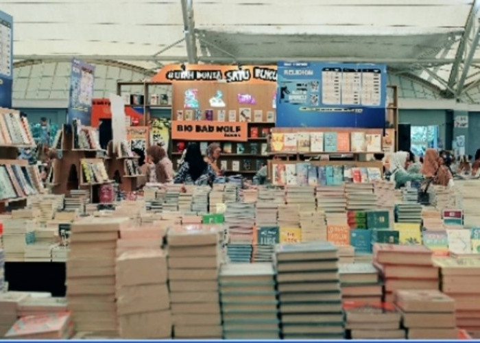 Berbuku Buku Pekan Terakhir BBW Palembang 2025, Menangkan Hadian Utama iPhone16!