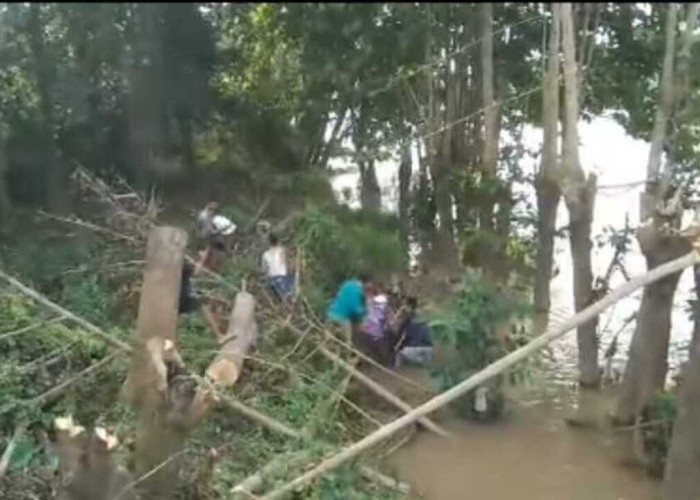 1 Malam Tidak Pulang, Warga SEKAYU ditemukan Mengapung di Sungai Musi