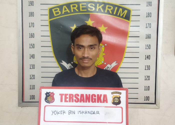 Beralibi Menemui Keluarga Warga Sungai Keruh Gelapkan Sepeda Motor